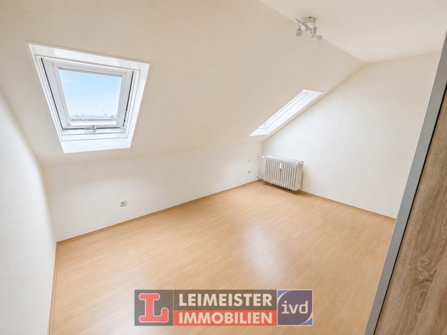 Schlafzimmer Dachgeschosswohnung Stockstadt am Main