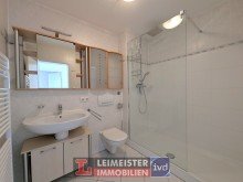 Bad / WC Erdgeschoss- 2 Zimmer-Wohnung mit TERRASSE UND GARTEN