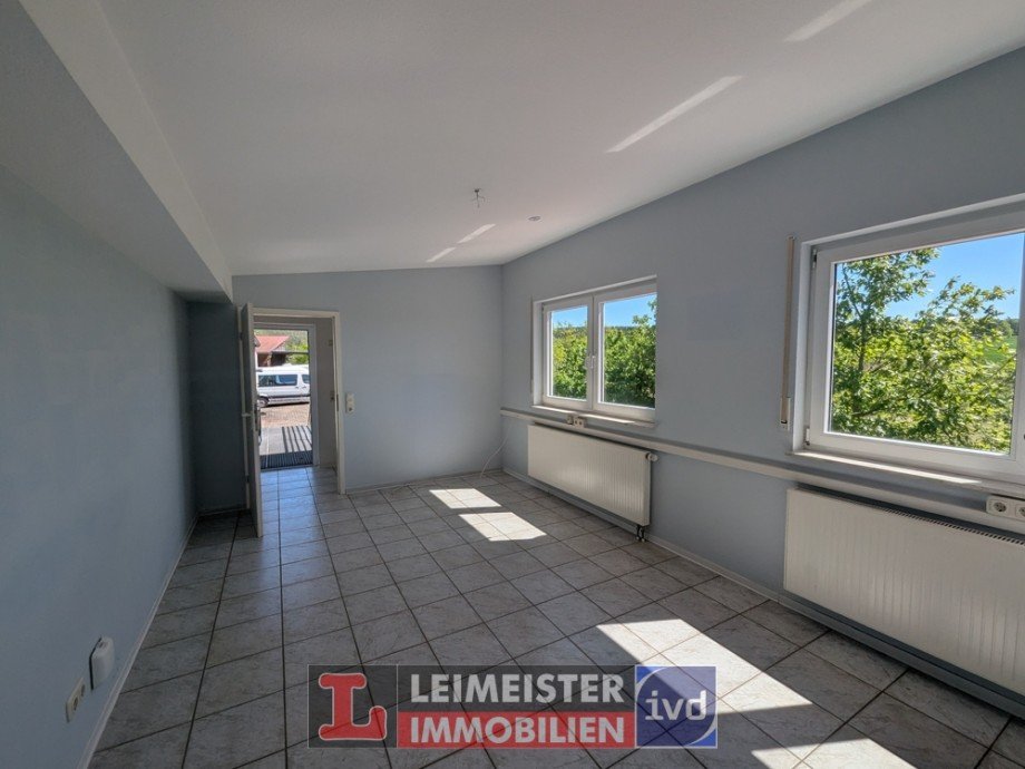 Wohnzimmer Etagenwohnung Aschaffenburg /Obernau