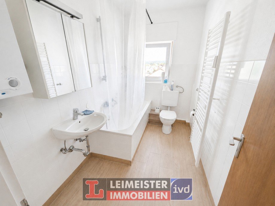 Bad Etagenwohnung Aschaffenburg / Leider