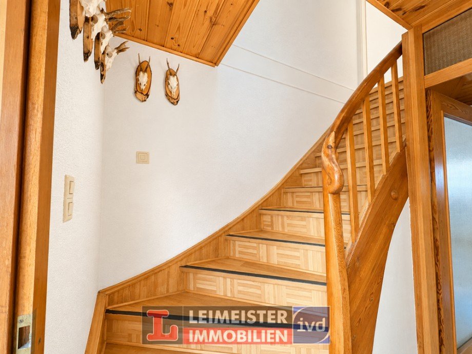 Treppenhaus Zweifamilienhaus Stra�bessenbach