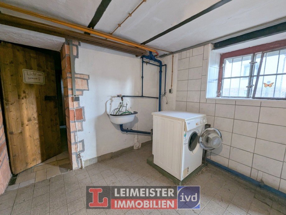Waschk�che Zweifamilienhaus Stra�bessenbach