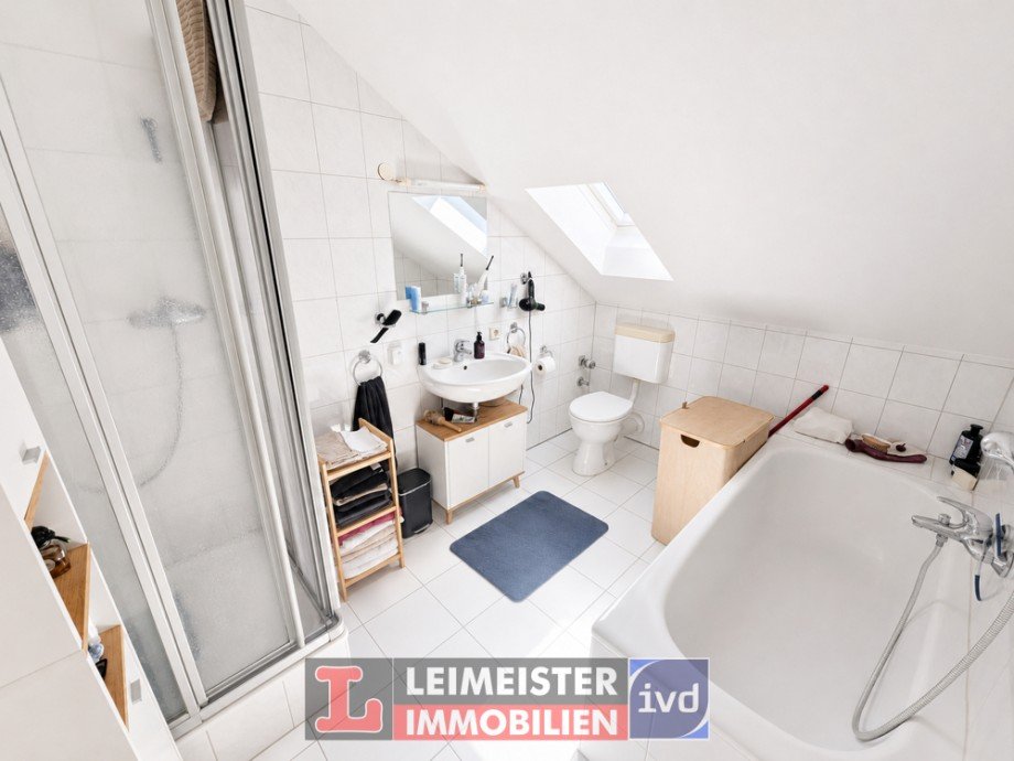 Bad/WC Dachgeschosswohnung Sailauf