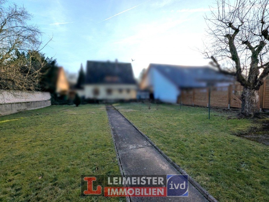 Garten Zweifamilienhaus H�sbach