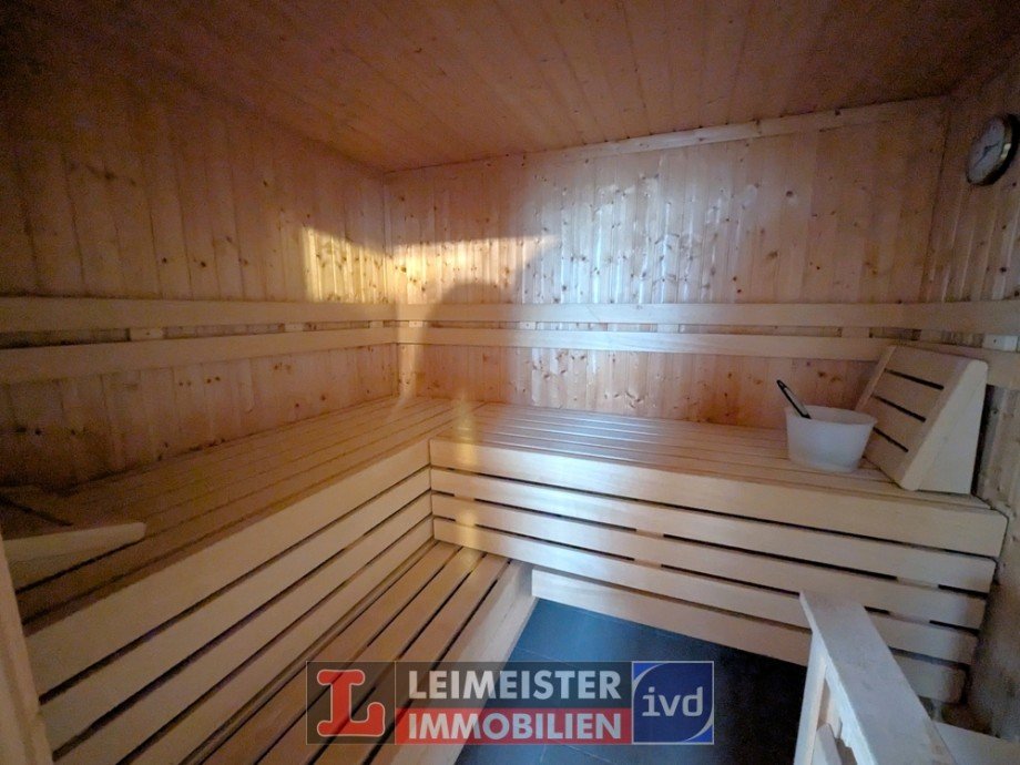 Sauna DG Doppelhaush�lfte Aschaffenburg