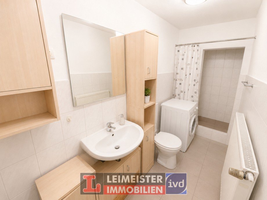 Badezimmer Einliegerwohnung Reihenhaus Goldbach