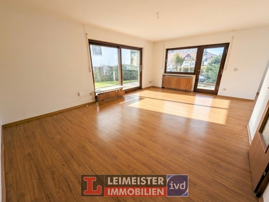 Wohnzimmer EG Zweifamilienhaus H�sbach