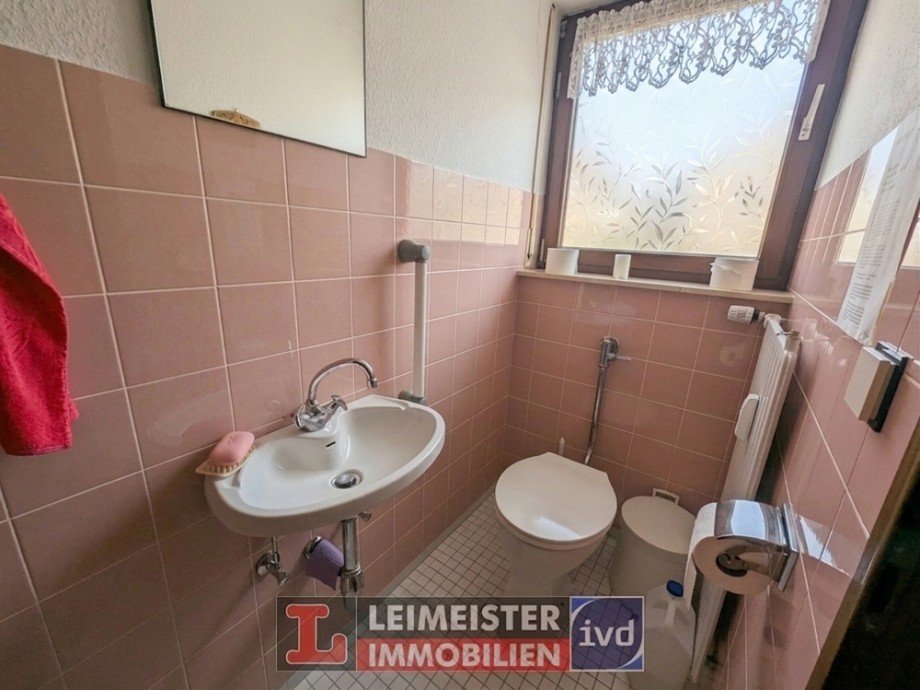 WC 1.OG Zweifamilienhaus H�sbach