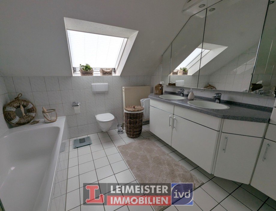 Bad / WC DG Doppelhaush�lfte H�sbach / Rottenberg