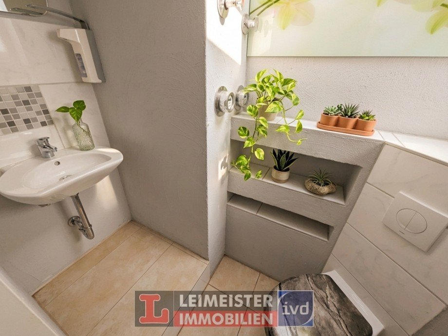 WC Souterrainwohnung Goldbach