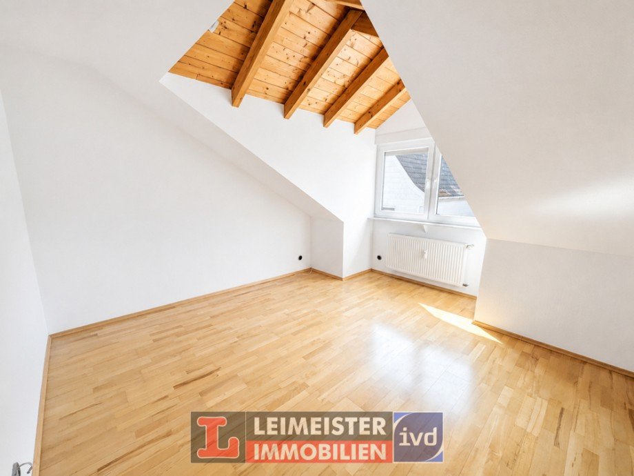 Schlafzimmer Dachgeschosswohnung Haibach