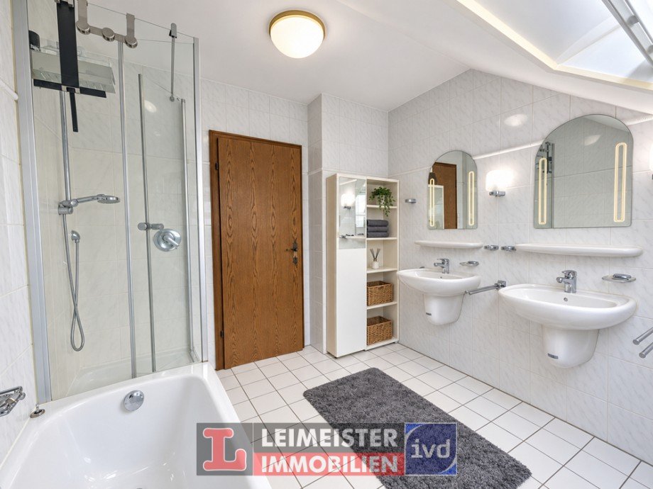 Badezimmer Doppelhaush�lfte H�sbach / Rottenberg