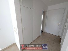 Flur Erdgeschoss- 2 Zimmer-Wohnung mit TERRASSE UND GARTEN