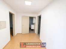 Flur 3 Zimmer DG- Wohnung in Stockstadt