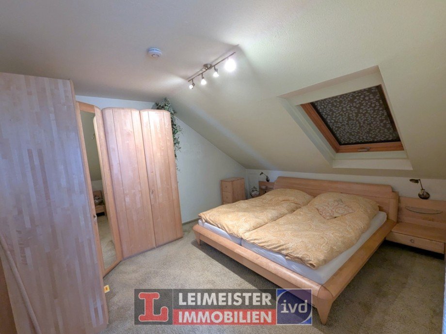 Schlafzimmer 2.OG Etagenwohnung Aschaffenburg