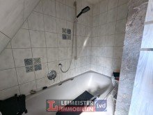 Badezimmer EG Einfamilienhaus mit viel Ausbaupotenzial und Bauerwartungsland in Aschaffenburg Damm!