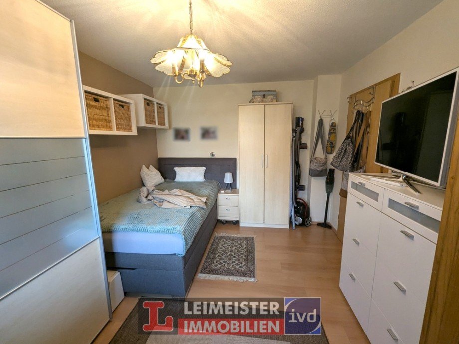 Schlafzimmer EG Einfamilienhaus Kahl