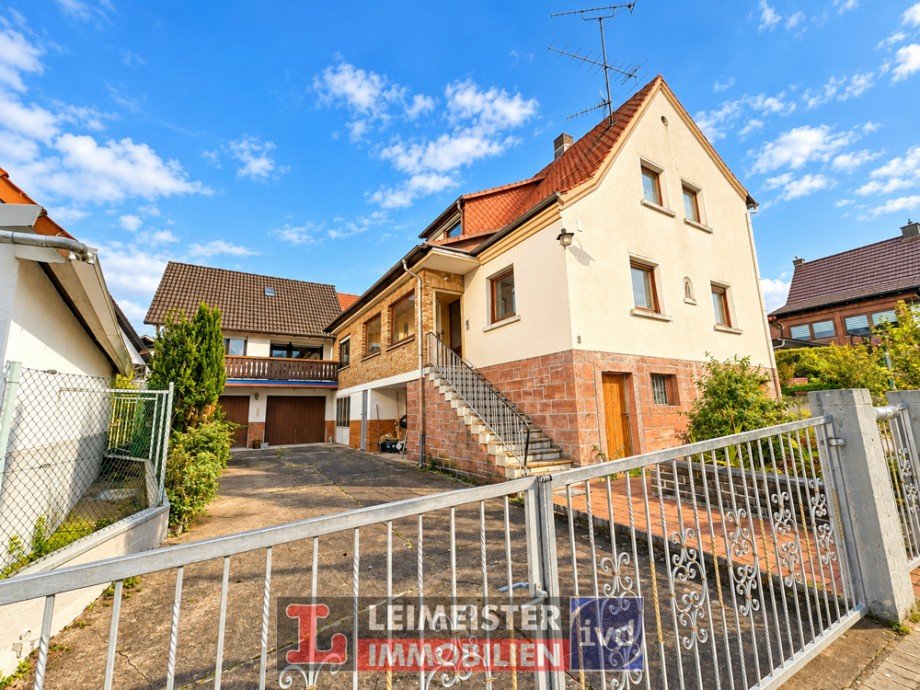 Au�enansicht Zweifamilienhaus Stra�bessenbach