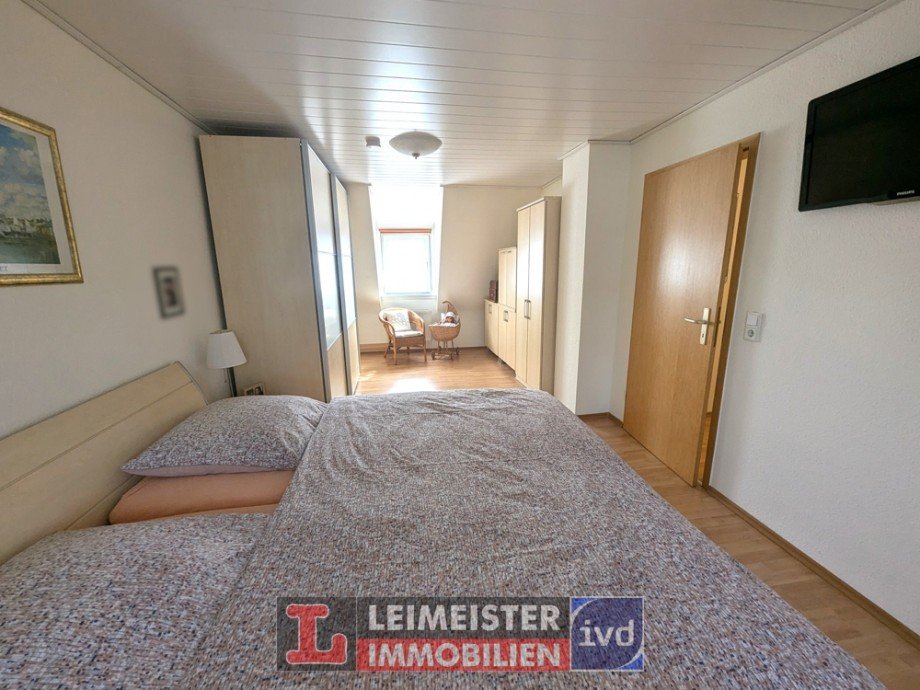 Schlafzimmer OG Einfamilienhaus Kahl