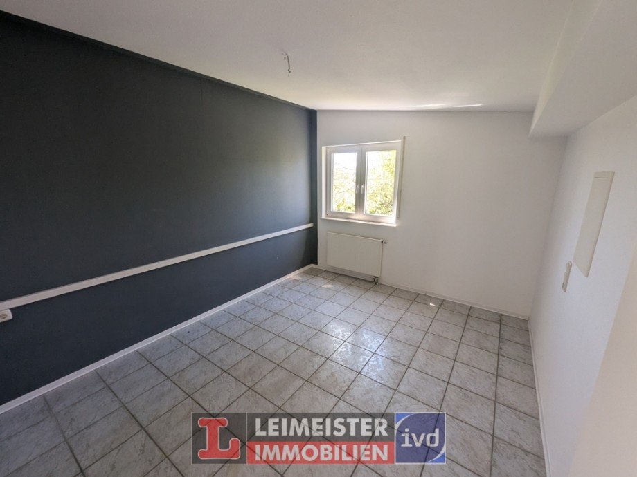 Schlafzimmer Etagenwohnung Aschaffenburg /Obernau
