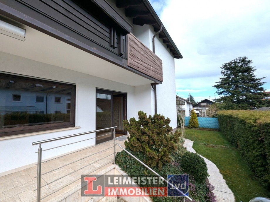 Garten Zweifamilienhaus H�sbach