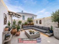 Hauptbild Tolles Einfamilienhaus, 2 Balkone, Terrasse, Garage im schönen Hofstetten! Viel Wohnfläche für wenig Geld!