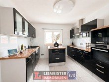 K�che EG Neu im Angebot! Tolles Einfamilienhaus, 2 Balkone, Terrasse,  Garage im sch�nen Hofstetten!