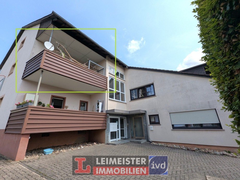 Au�enansicht Etagenwohnung Haibach