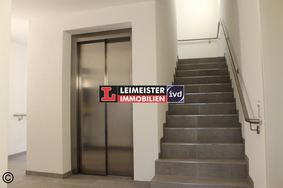 Treppenhaus Etagenwohnung Aschaffenburg
