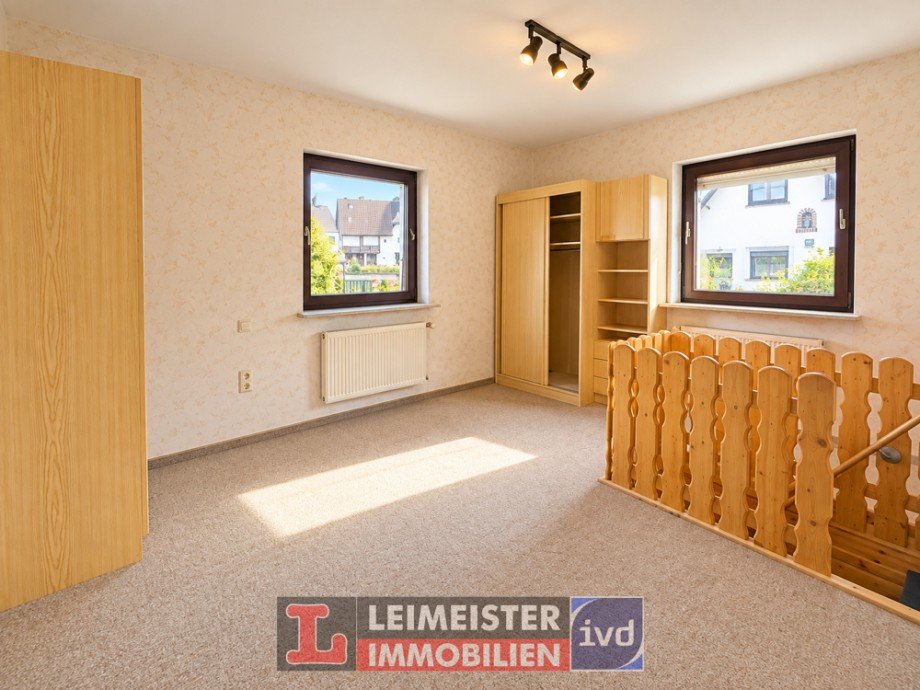 Kinderzimmer EG Zweifamilienhaus Stra�bessenbach
