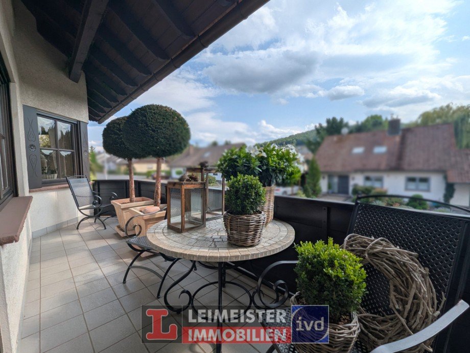 Balkon 1.OG Doppelhaush�lfte H�sbach / Rottenberg