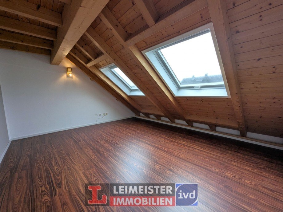 Schlafzimmer DG Doppelhaush�lfte Aschaffenburg