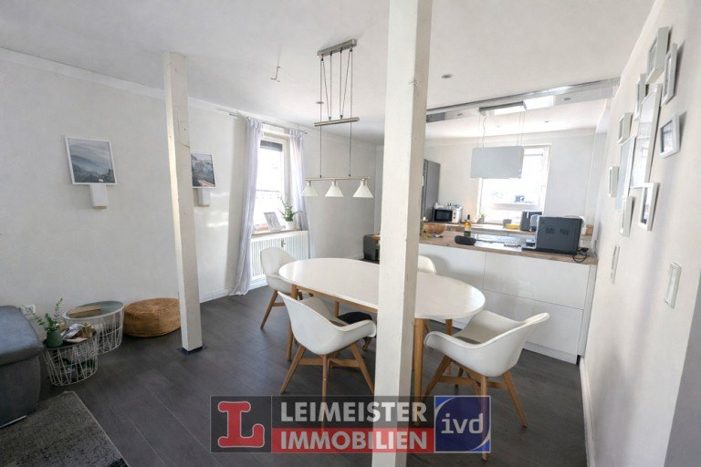 Essbereich Aschaffenburg / Obernau Erdgeschosswohnung Wohnen mit Komfort: Gro�z�gige EG-Wohnung mit FREISITZ in Obernau