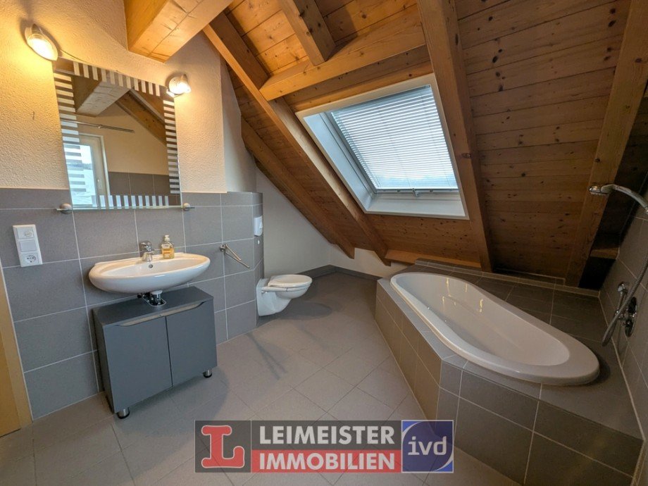 Bad/WC DG Doppelhaush�lfte Aschaffenburg