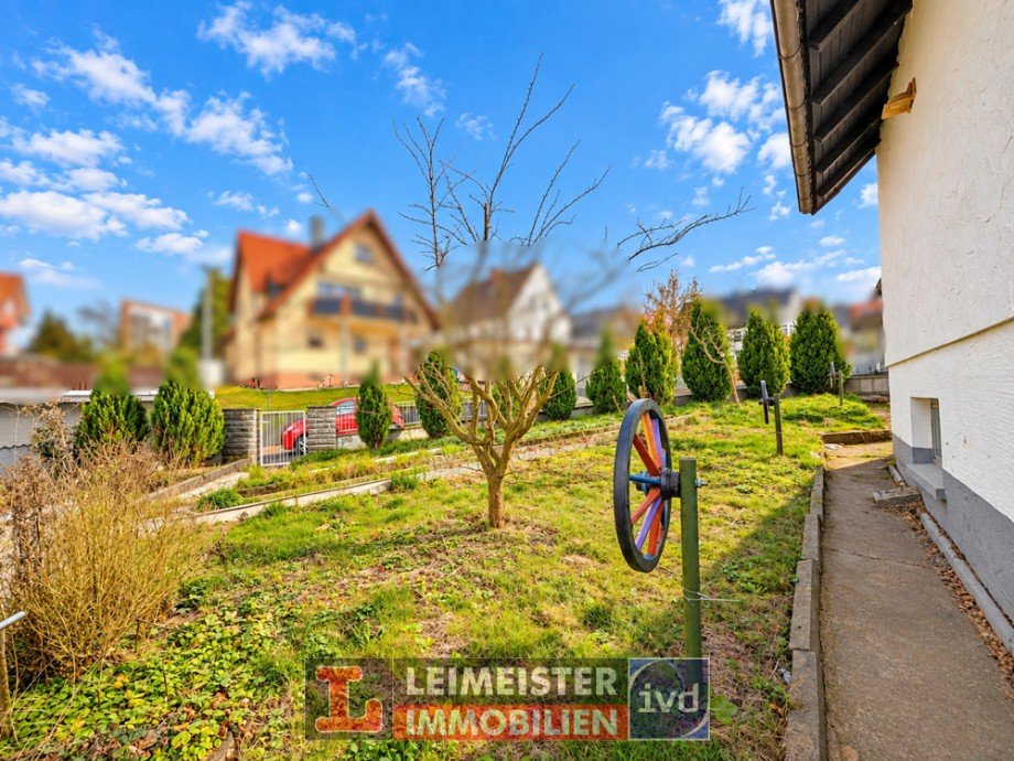 Garten Zweifamilienhaus Stra�bessenbach