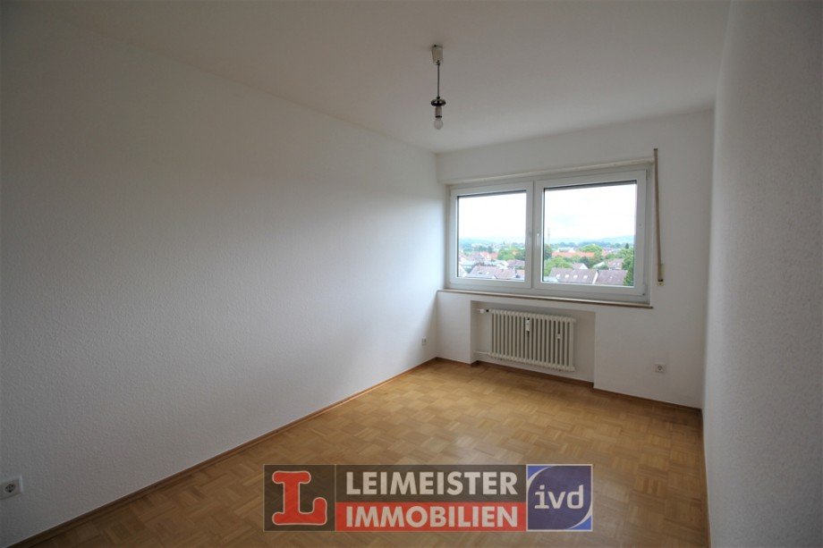 Schlafzimmer 2 Etagenwohnung Aschaffenburg / Leider