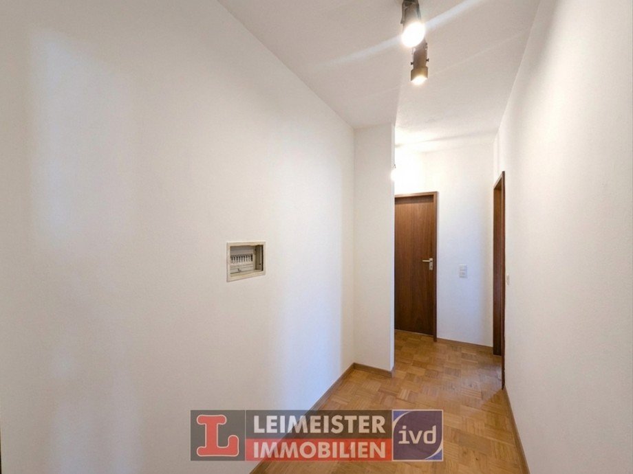Flur EG Zweifamilienhaus H�sbach