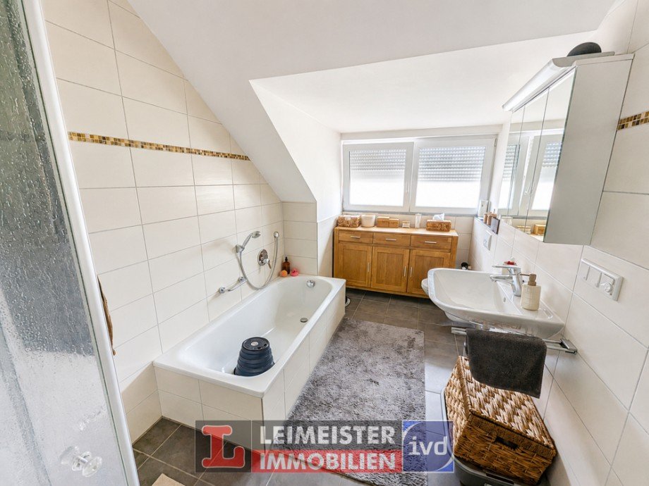 Badezimmer Dachgeschosswohnung Aschaffenburg