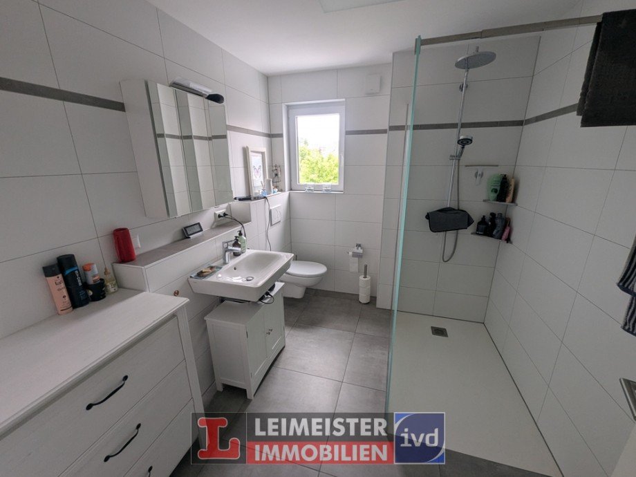 Bad/WC Dachgeschosswohnung Gr�nmorsbach
