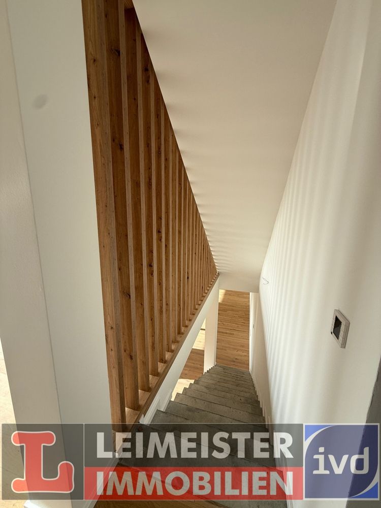 Treppe mit Sichtbeton Villa Aschaffenburg / Obernau