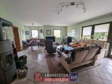 Wohnzimmer F�r Anleger! Vermietete Erdgeschoss Eigentumswohnung in ruhiger Lage mit Terrasse, 2 Garage & 2 Kellern