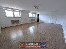 Wohnzimmer Attraktive 2-Zi.-Wohnung in ruhiger Lage von Goldbach