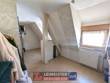 Wohnzimmer 1.OG Einfamilienhaus mit viel Ausbaupotenzial und Bauerwartungsland in Aschaffenburg Damm!