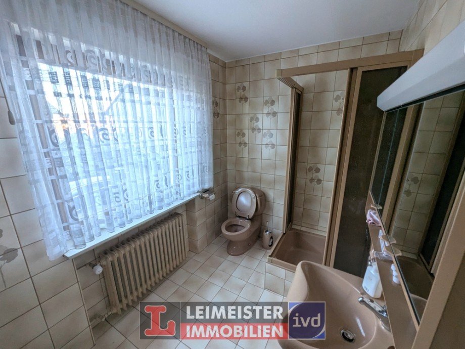 Badezimmer EG Einfamilienhaus Sulzbach am Main