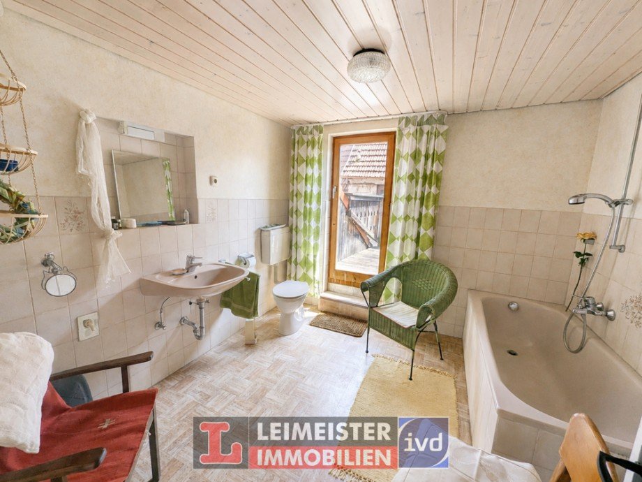 OG Badezimmer Einfamilienhaus Wiesthal