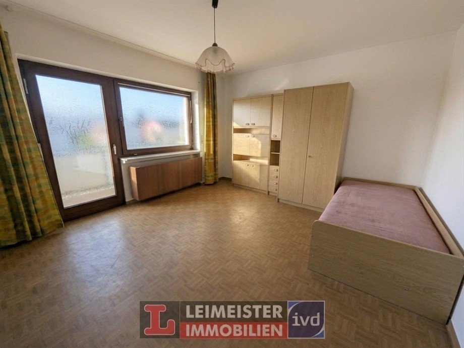 Schlafzimmer 1.OG Zweifamilienhaus H�sbach