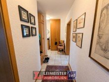 Flur F�r Anleger! Vermietete Erdgeschoss Eigentumswohnung in ruhiger Lage mit Terrasse, 2 Garage & 2 Kellern
