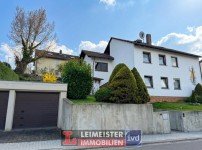 Hauptbild NEUER PREIS - Traumhaftes Zuhause für die ganze Familie. 2 Ebenen und Dachausbau, 3 Garagen!
