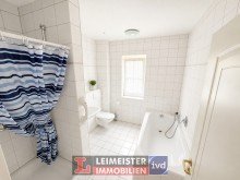 Badezimmer Direkt am Schloss und Mainufer - 2-Zimmer Wohnung mit Loggia und Blick auf den Kapuzinerplatz