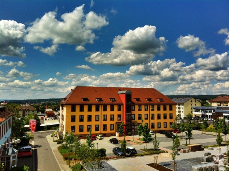 Au�enansicht Aschaffenburg B�rofl�che MODERNER B�RORAUM IM BUSINESS-CENTER ASCHAFFENBURG